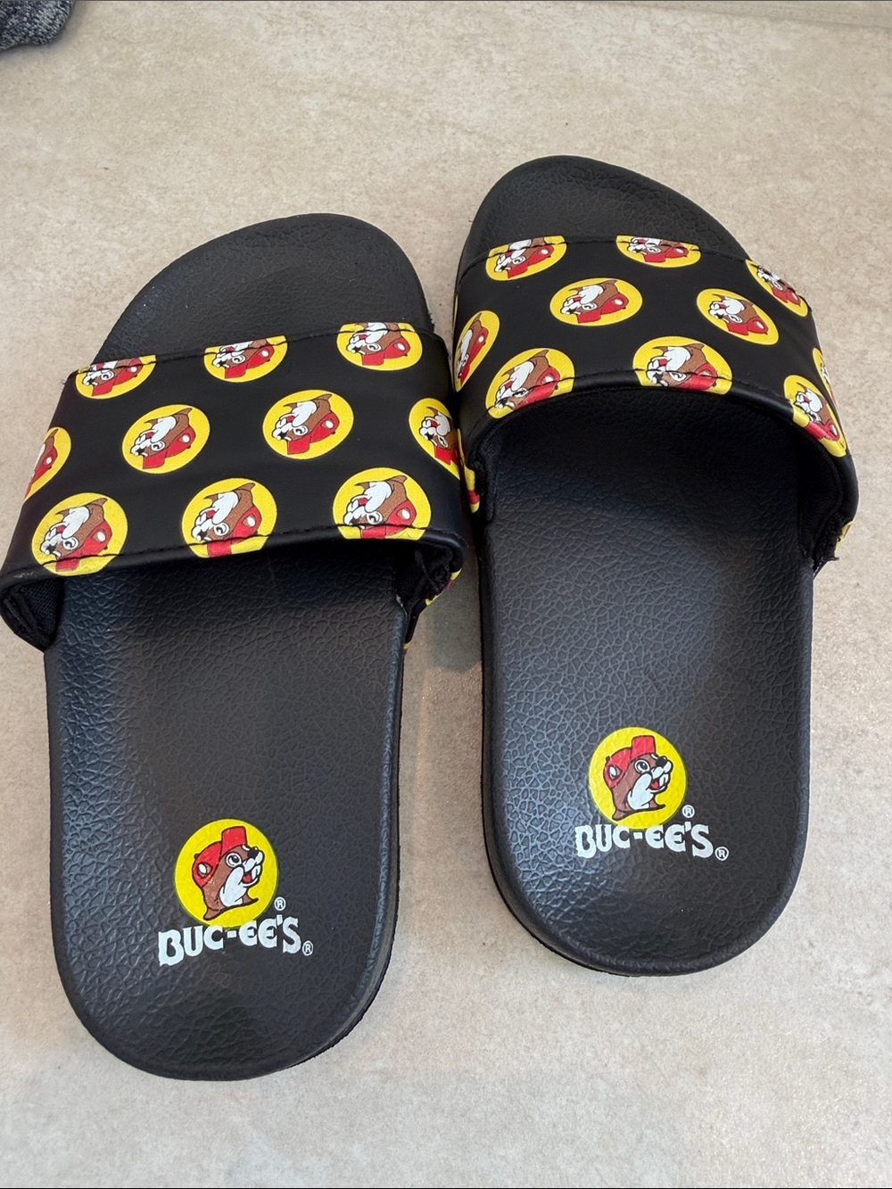 Buc-ee’s Sandals - Picture 2 of 3